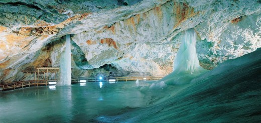 Jaskinia Lodowa - wycieczka ze Szczawnicy